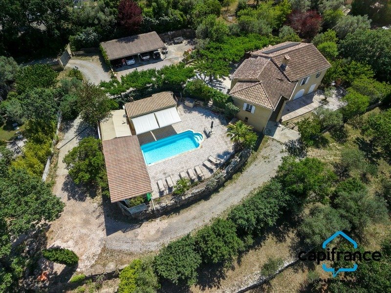 House in Solliès-Toucas, Provence-Alpes-Côte d'Azur, France 1 - 18017005
