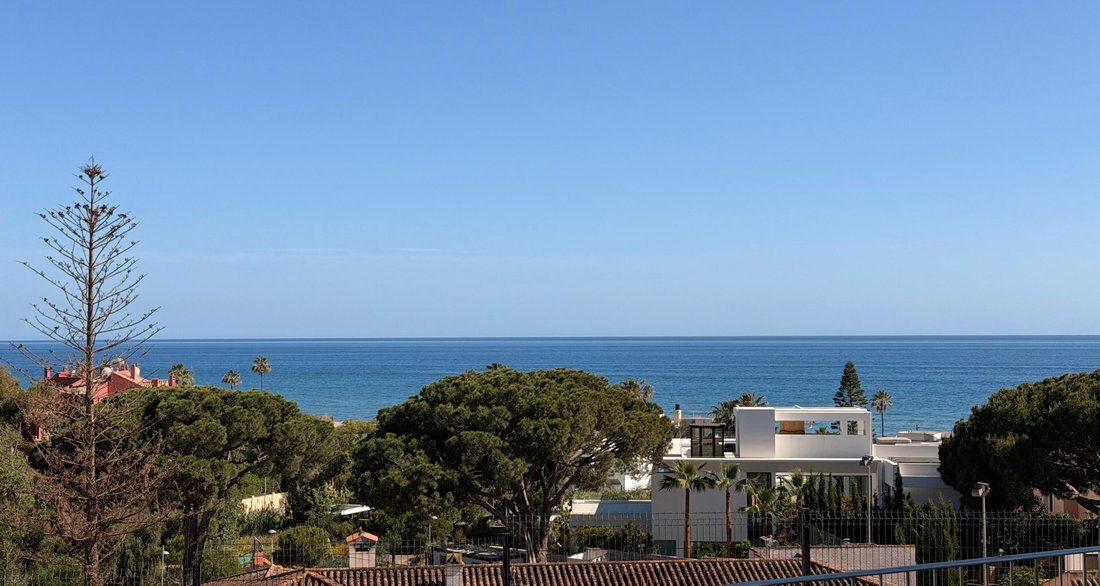 Townhouse in Elviria-Cabopino, Marbella, Spain 3 - 15424043