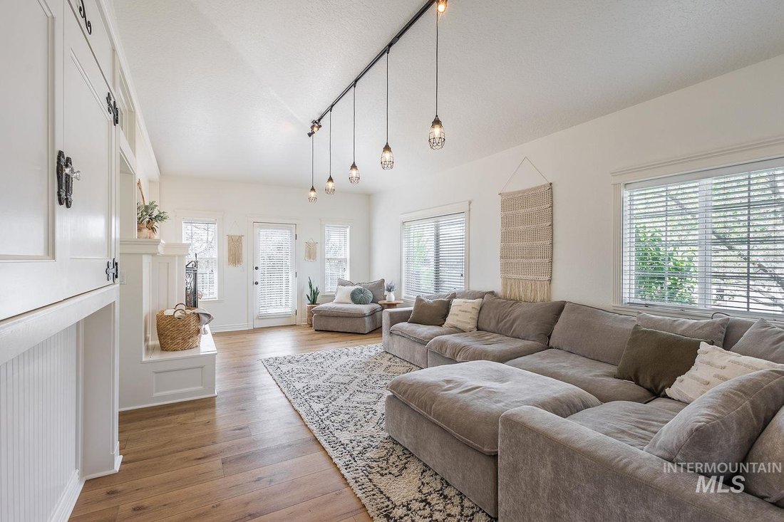 House in Nampa, Idaho, United States 5 - 18021179
