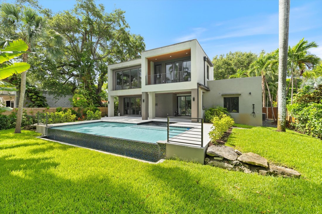 House in Miami, Florida, United States 2 - 18016320