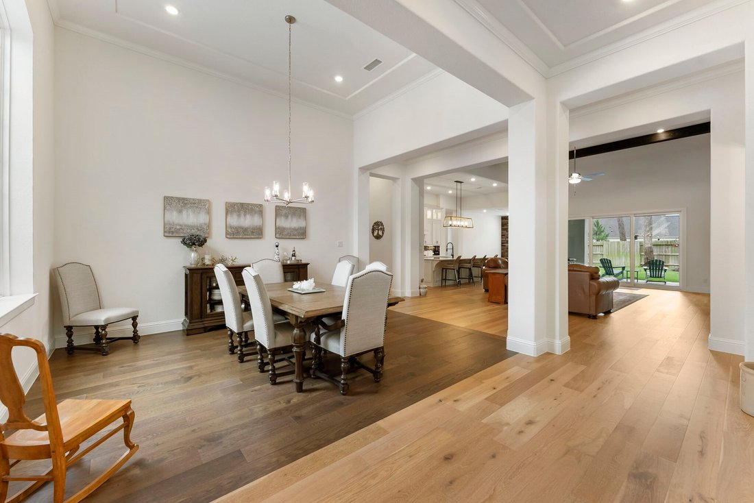 House in Conroe, Texas, United States 5 - 18018249