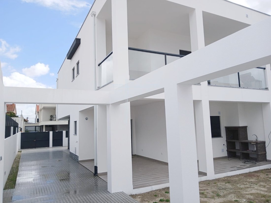 House in Fernao Ferro, Setubal, Portugal 1 - 16415337