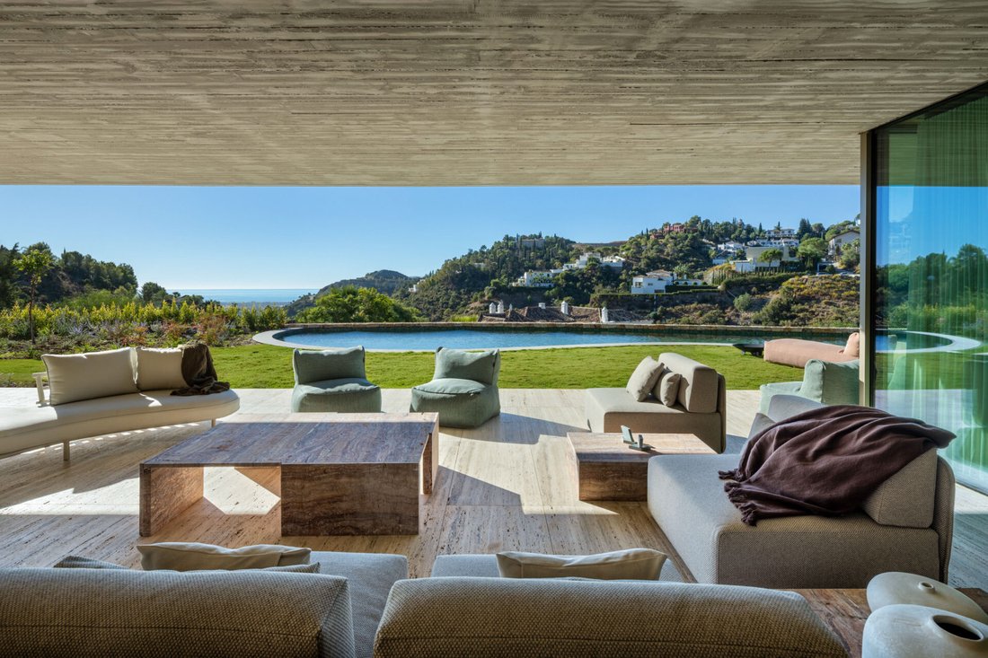 Villa in El Madroñal, Benahavis, Spain 2 - 16777285