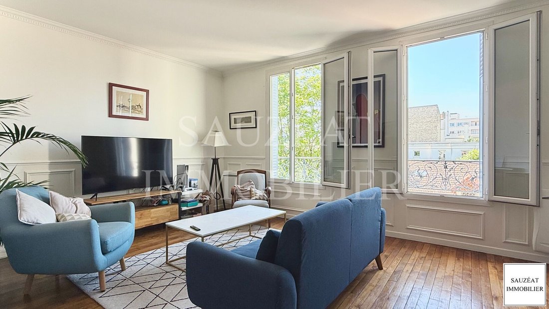 Apartment in Montrouge, Ile-de-France, France 1 - 18016342