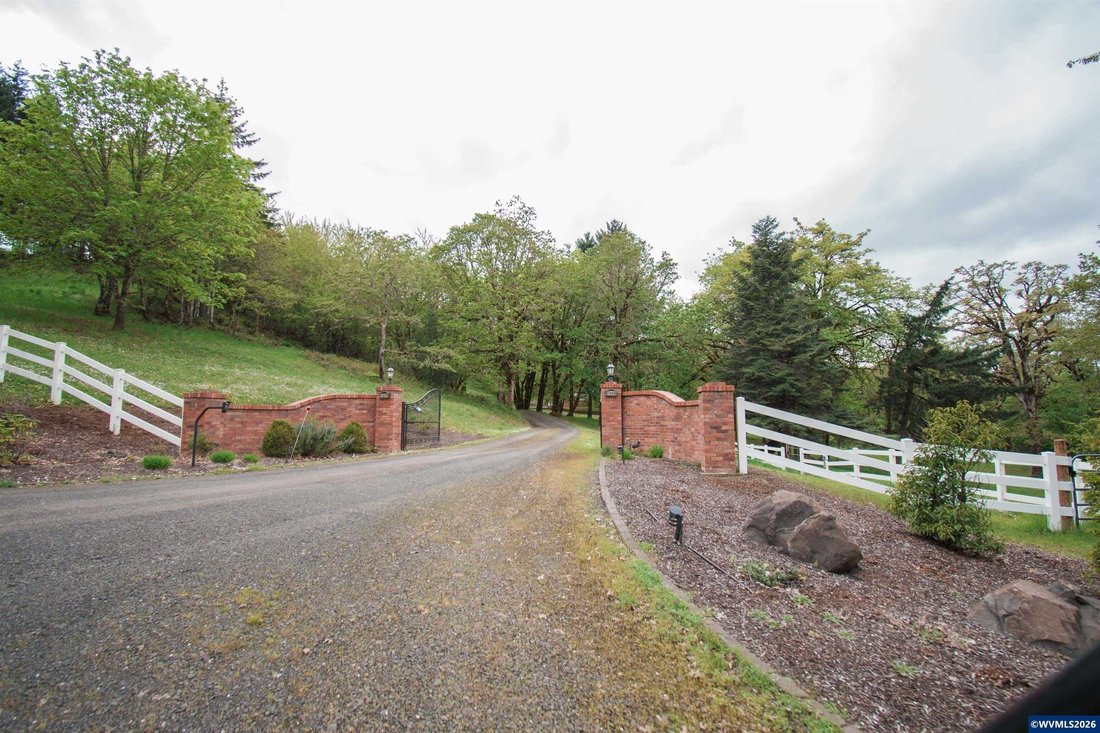 House in Dallas, Oregon, United States 2 - 18020772