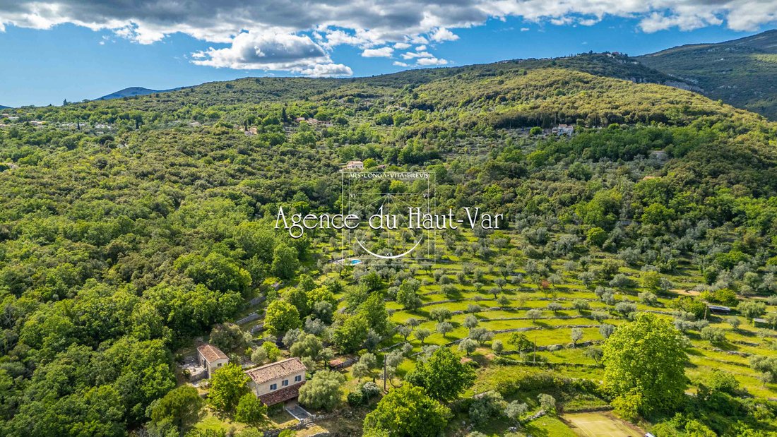 Mons, Provence-Alpes-Côte d'Azur, France 5 - 18019590