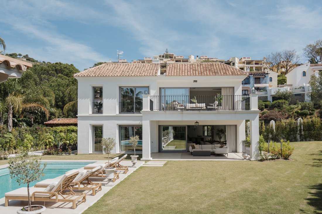 Villa in Benahavis, Andalusia, Spain 1 - 17809215