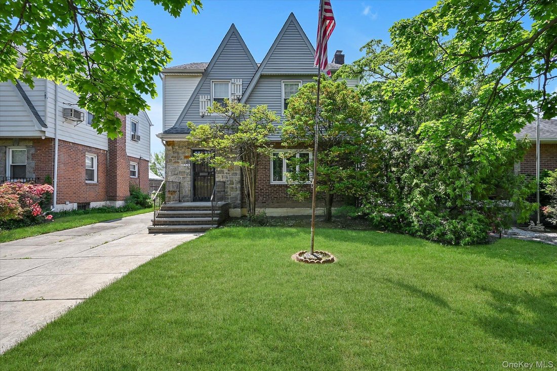 House in New York, New York, United States 1 - 18017581