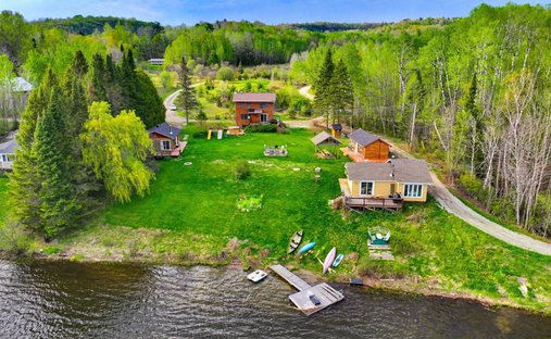 House in Gracefield, Quebec, Canada 1