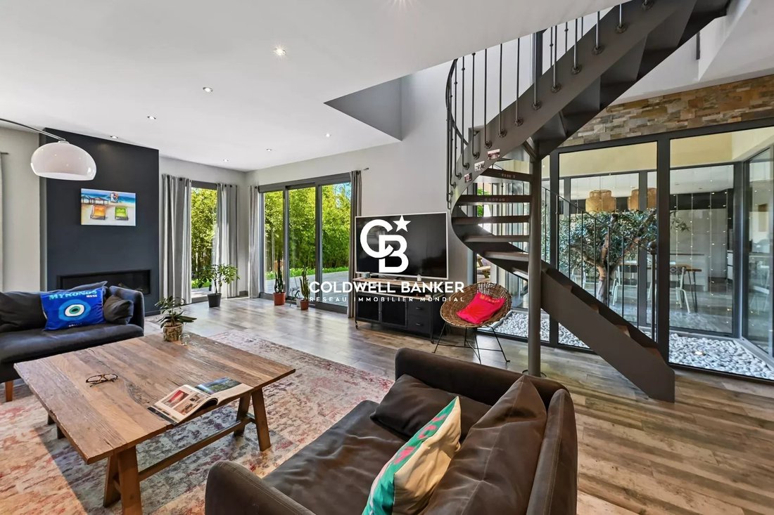 House in Bas Montmorency Centre, Montmorency, France 1 - 18016957