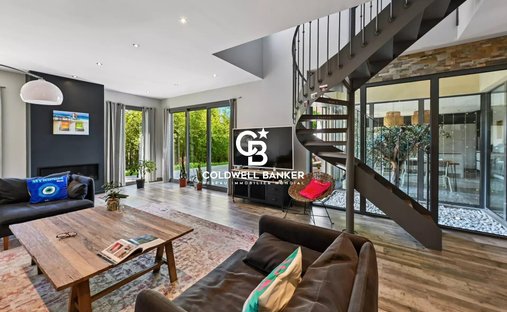 House in Bas Montmorency Centre, Montmorency, France 1