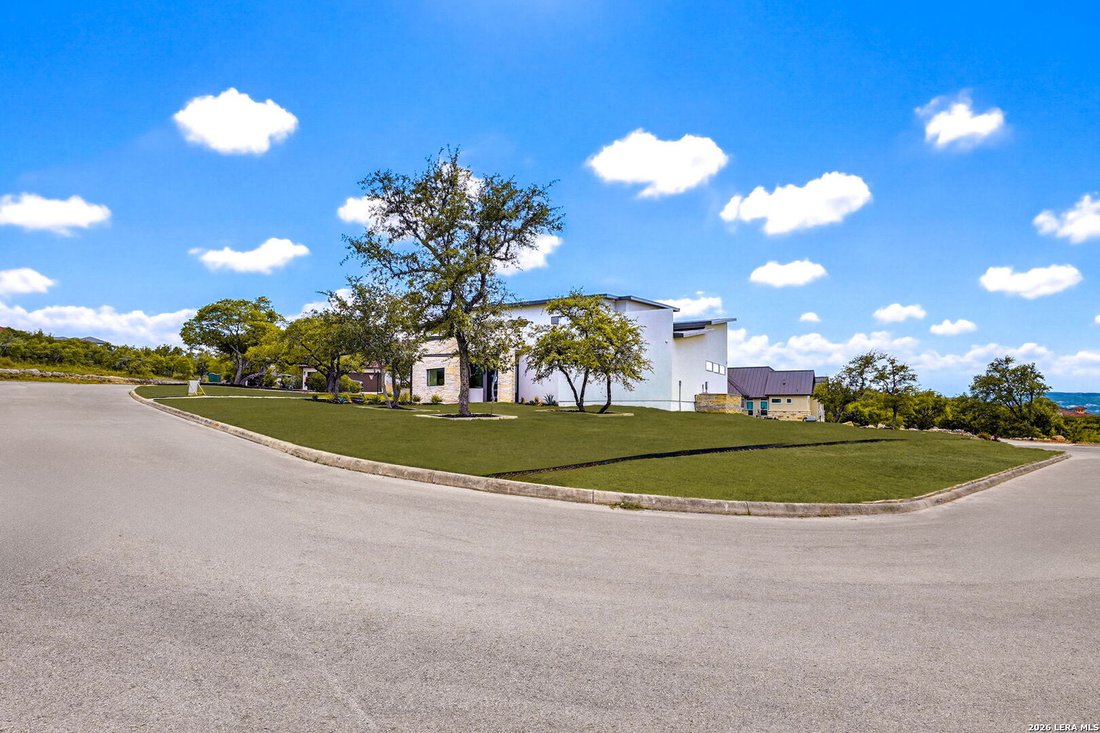 House in San Antonio, Texas, United States 3 - 18020981