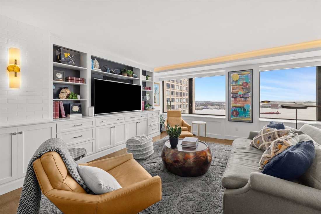 Condo in Boston, Massachusetts, United States 5 - 18015451