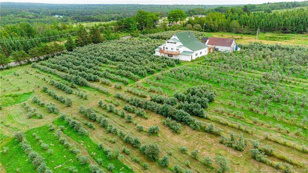 House in Chipman, New Brunswick, Canada 2 - 18018157