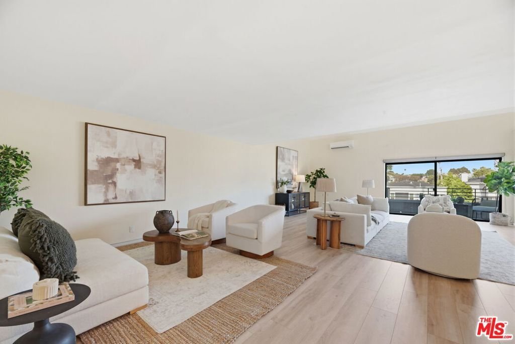 Condo in Torrance, California, United States 3 - 18018838