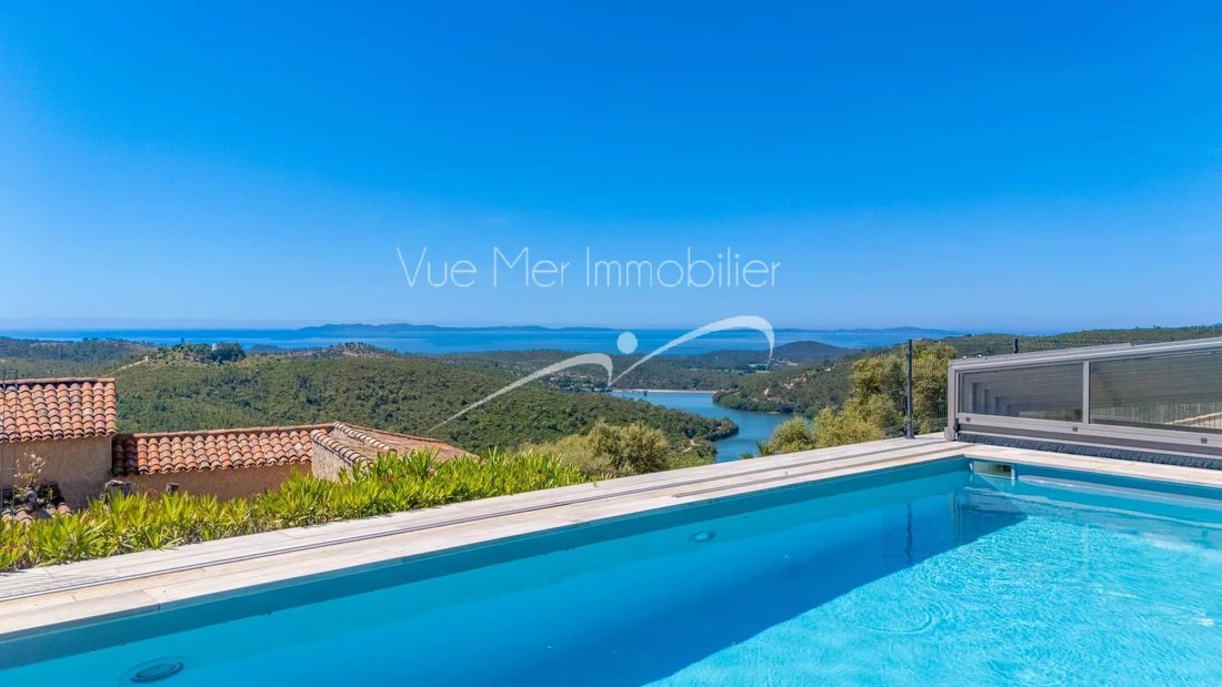 Villa in Sud Ouest, Bormes-les-Mimosas, France 1 - 18016857