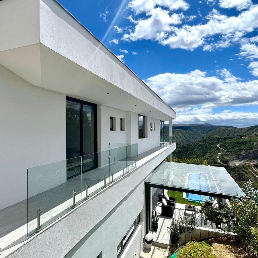 Casa en Quito, Pichincha, Ecuador 3 - 18016734