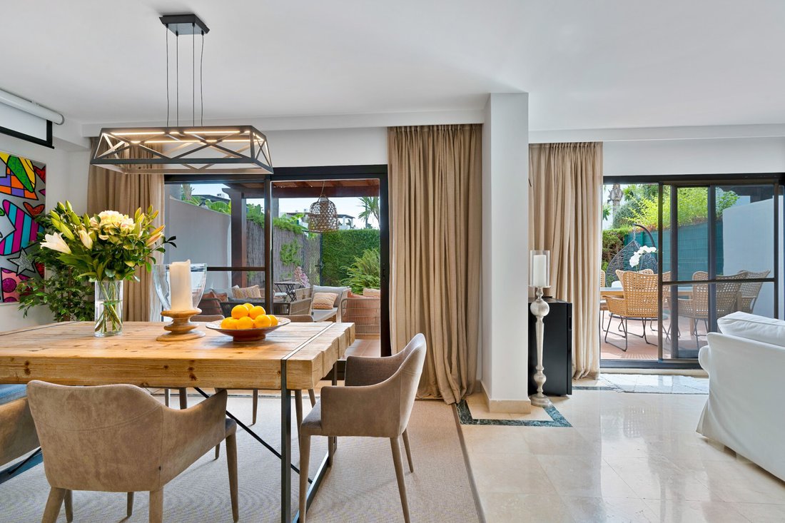 Townhouse in San Pedro de Alcantara, Andalusia, Spain 5 - 16227360