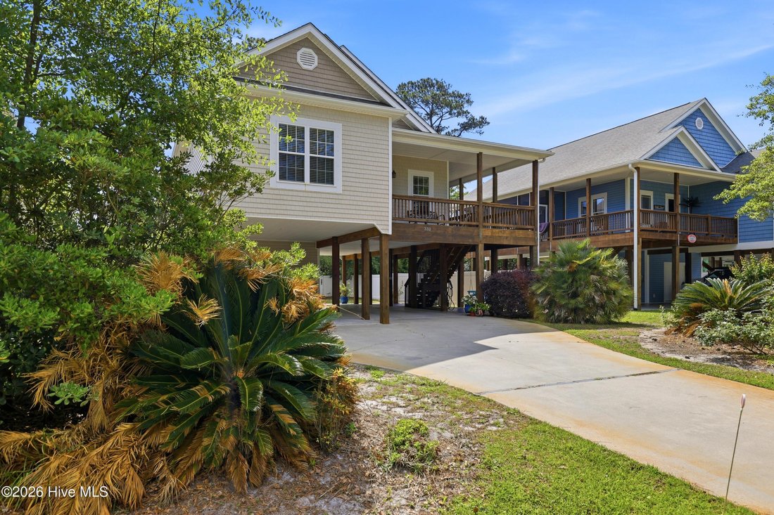 House in Oak Island, North Carolina, United States 3 - 18021175