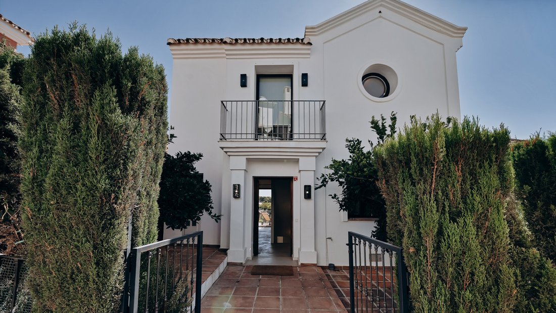 Townhouse in Marbella, Andalusia, Spain 2 - 17738136