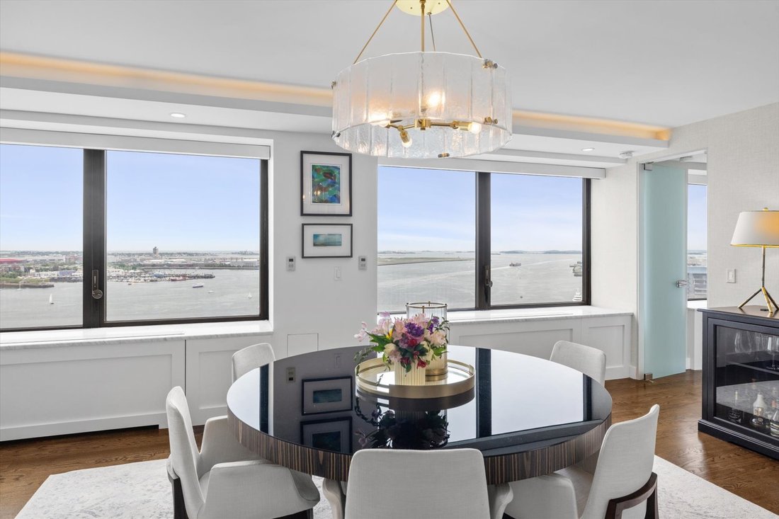 Condo in Boston, Massachusetts, United States 3 - 18015451