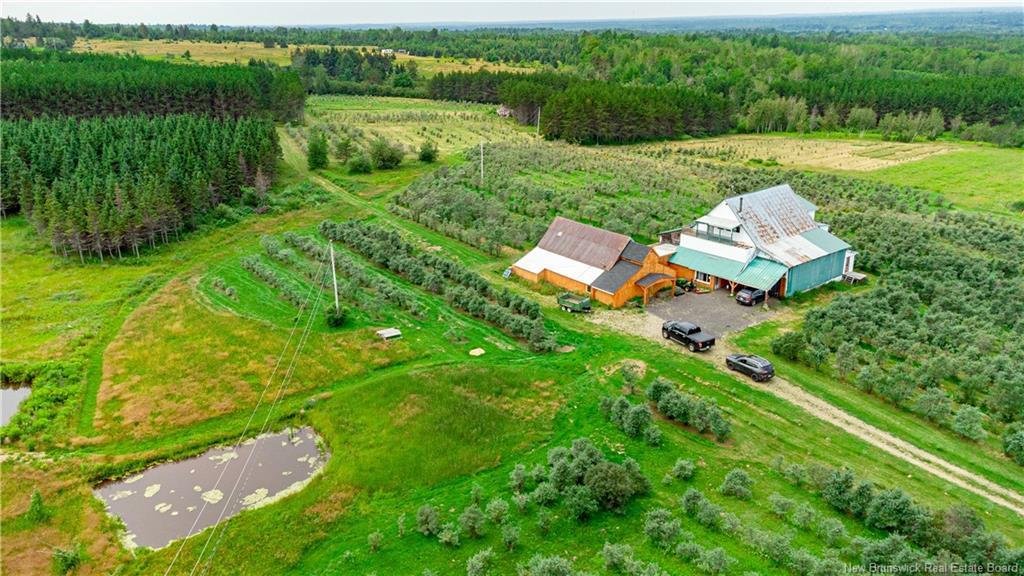 House in Chipman, New Brunswick, Canada 3 - 18018157