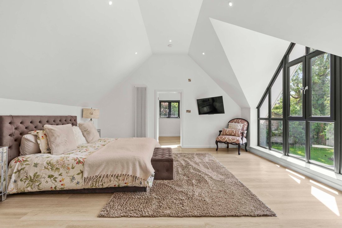House in Beaconsfield, England 5 - 18015712