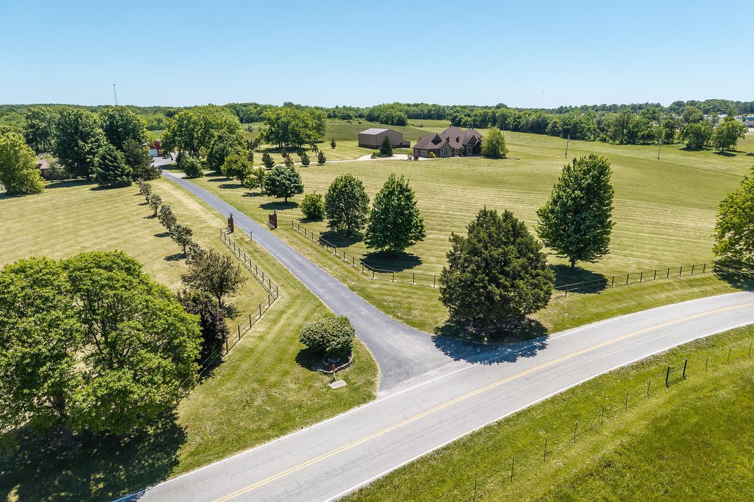 House in Strafford, Missouri, United States 2 - 18017743