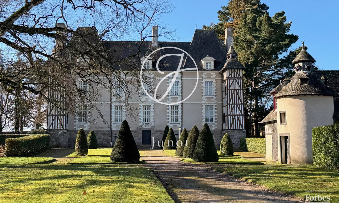 Castle in Sud, Pacé, France 2 - 18016860