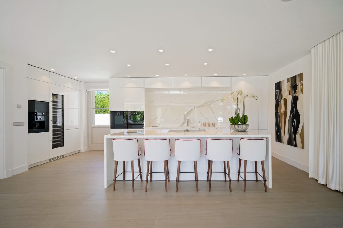 Villa in Nueva Andalucia, Marbella, Spain 5 - 16158939