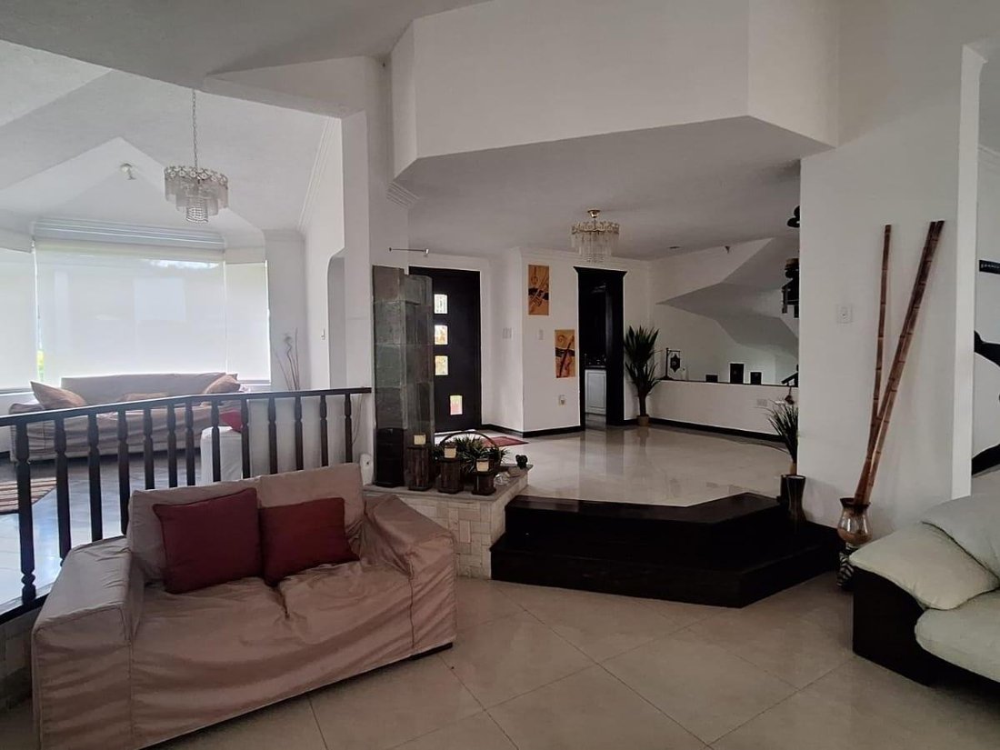House in Quito, Pichincha, Ecuador 1 - 18016751