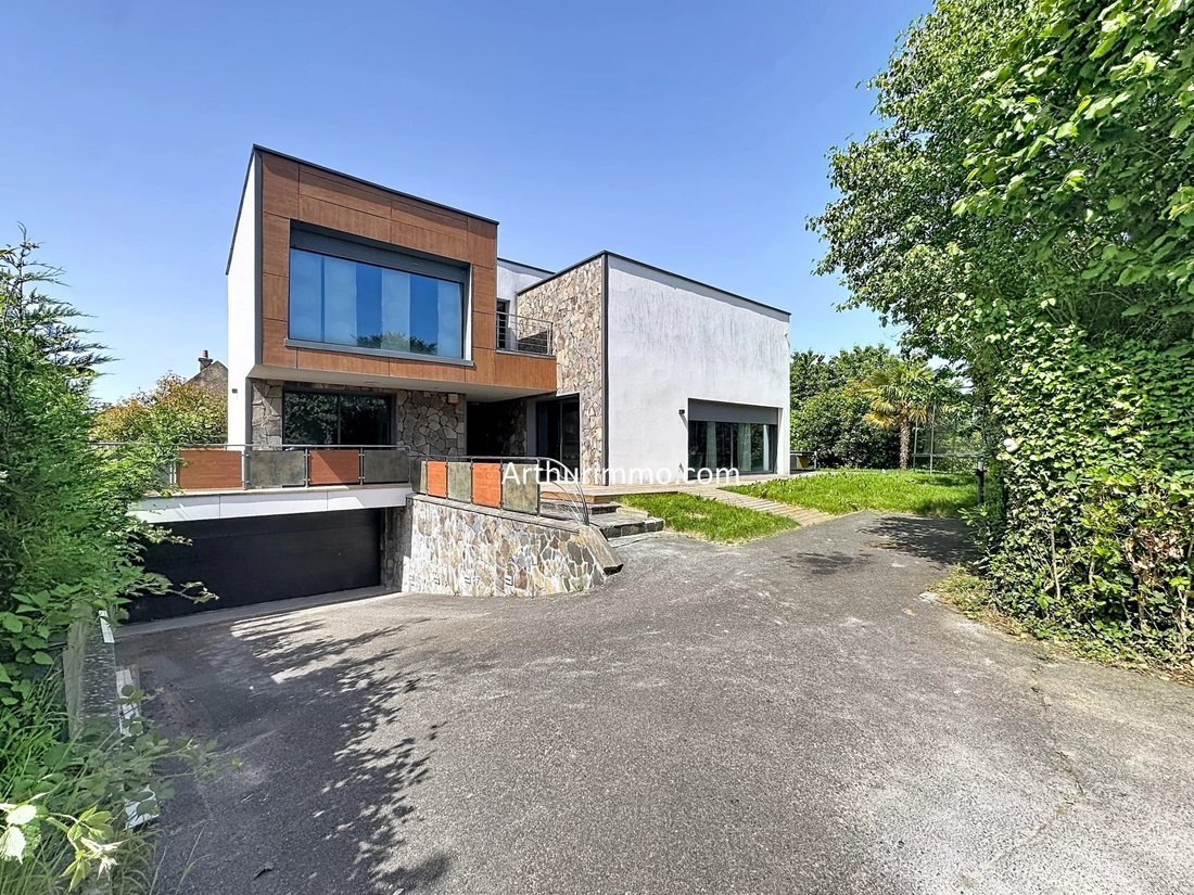 House in Les Orchidees, Limeil-Brevannes, France 1 - 18017040