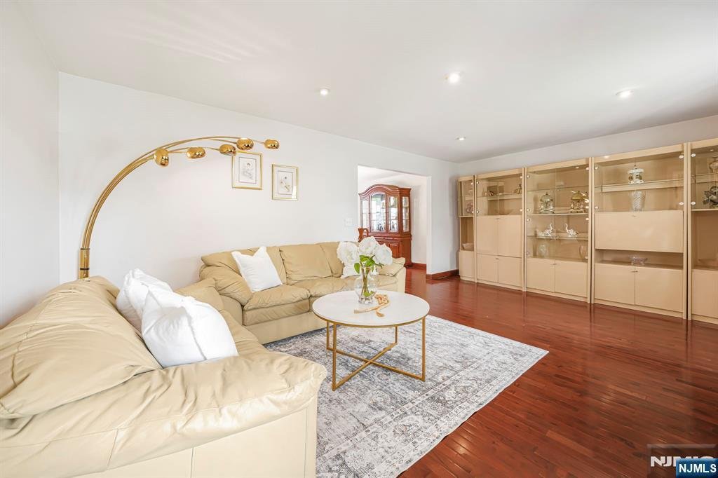 House in Wayne, New Jersey, United States 5 - 18020813