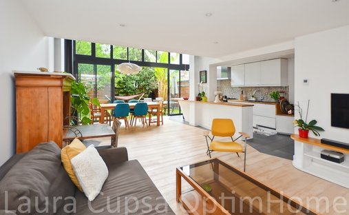House in La Faiencerie-Le Clos Saint Cyr, Bourg-la-Reine, France 1