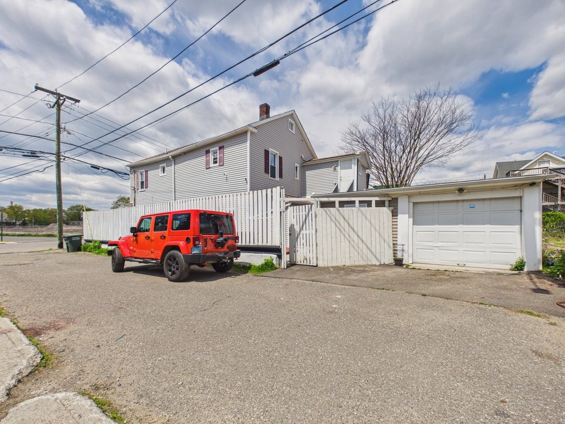 Apartment in Bridgeport, Connecticut, United States 2 - 18015469