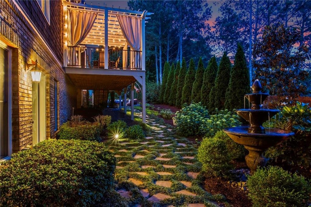 House in Roswell, Georgia, United States 4 - 18018077