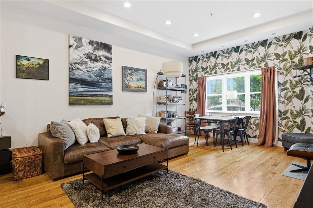 Condo in Boston, Massachusetts, United States 4 - 18018689
