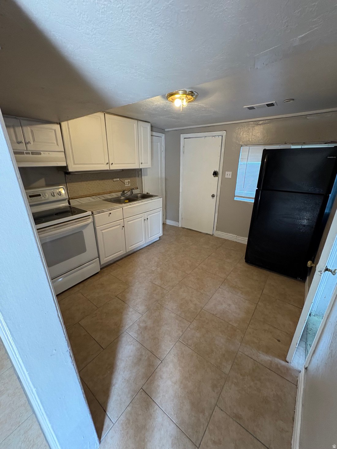 Salt Lake City, Utah, United States 4 - 18019253
