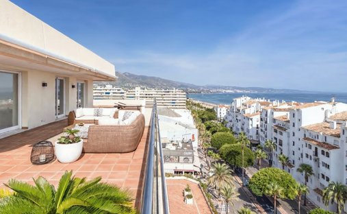 Penthouse in Puerto Banus, Marbella, Spain 1