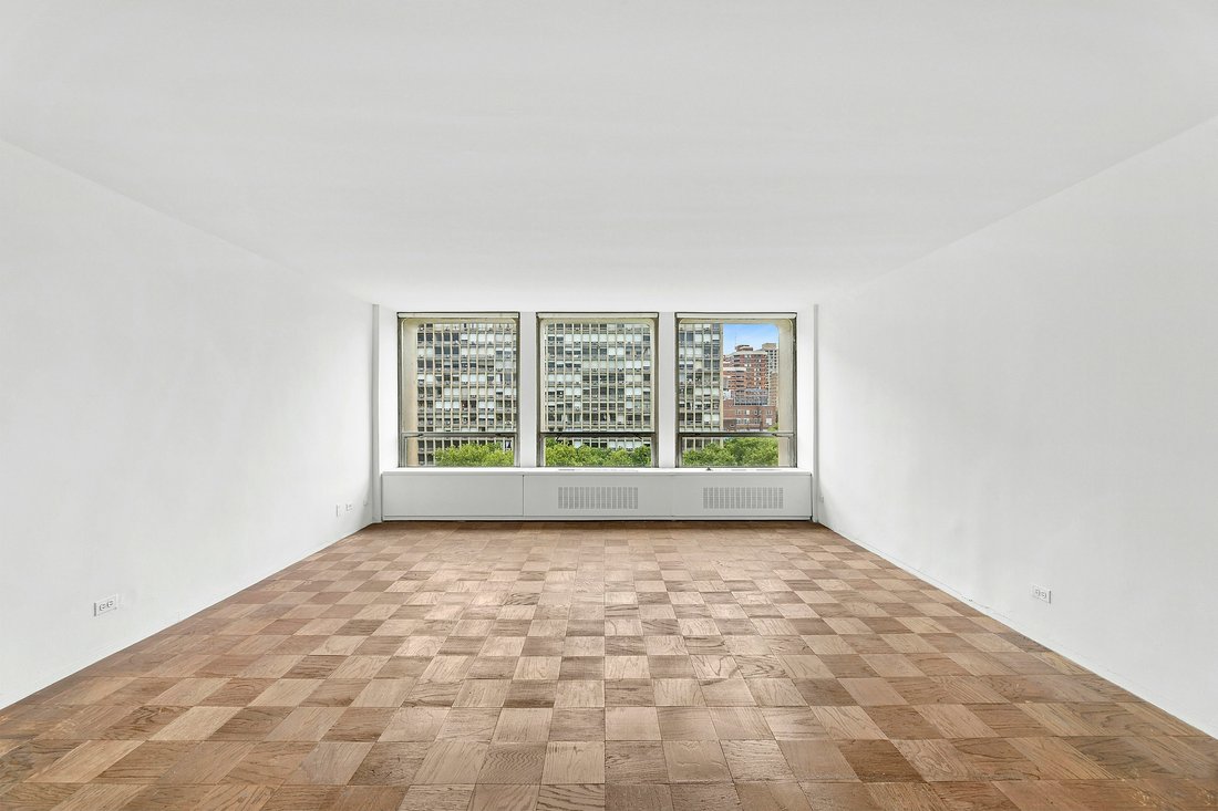 House in New York, New York, United States 4 - 18010093