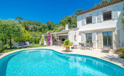 Villa in Vaug, Villeneuve-Loubet, France 1