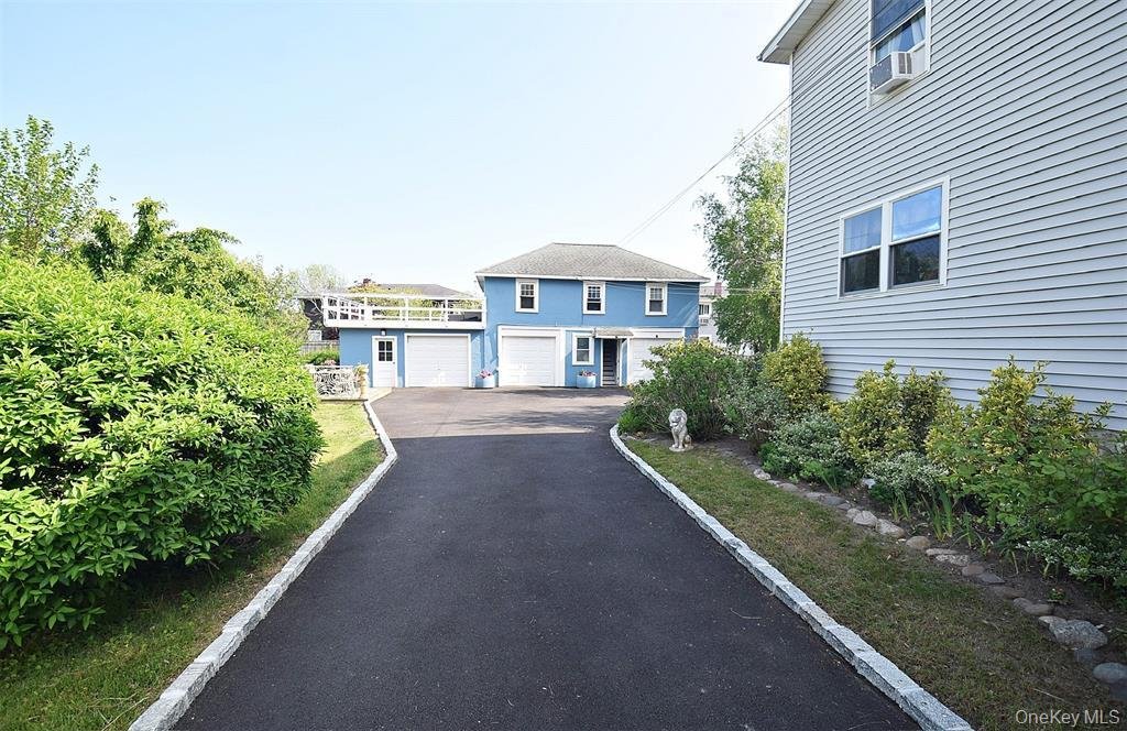 House in Lindenhurst, New York, United States 2 - 18018694