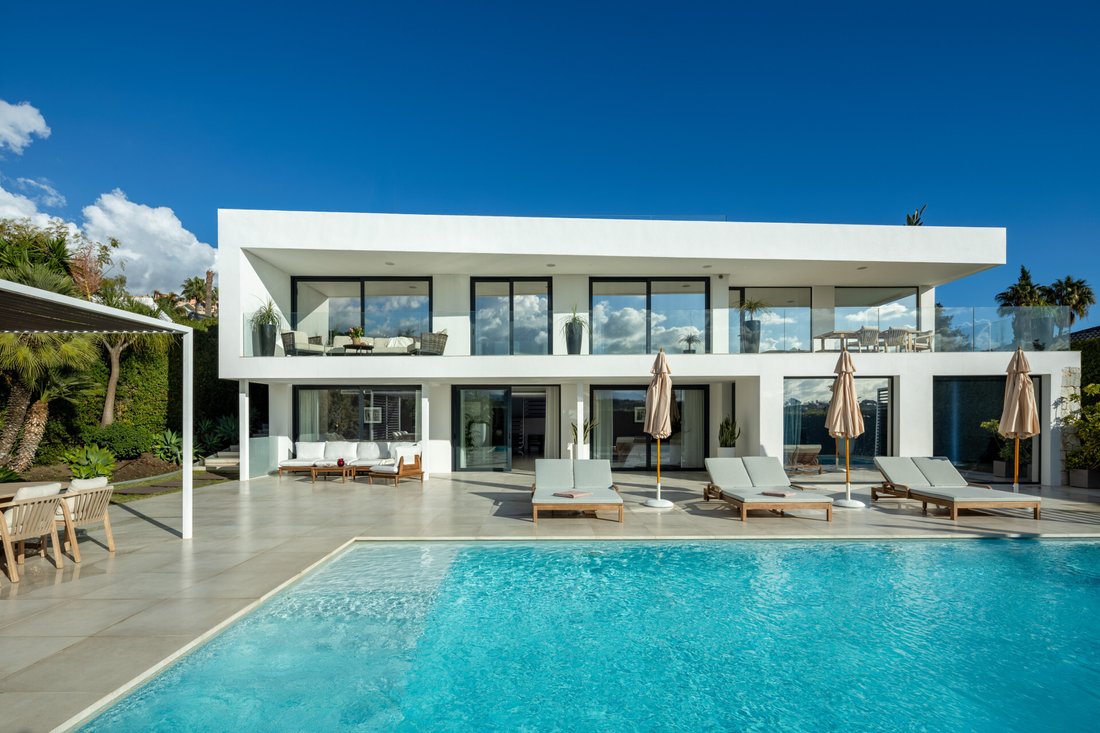 Villa in Nueva Andalucia, Marbella, Spain 2 - 16746179