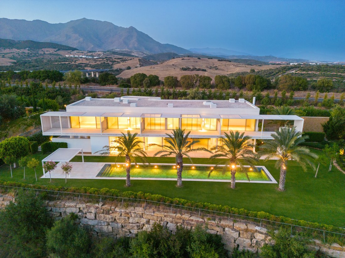 Villa in Casares, Andalusia, Spain 2 - 13462738