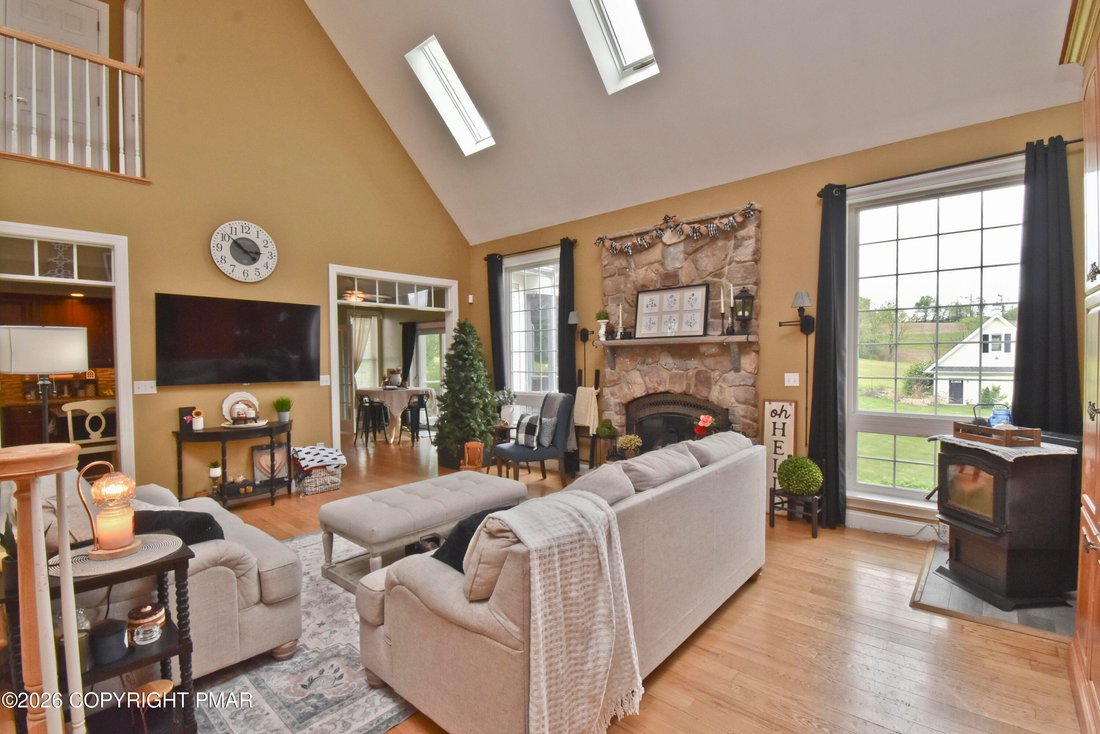 House in Mount Bethel, Pennsylvania, United States 2 - 18017758