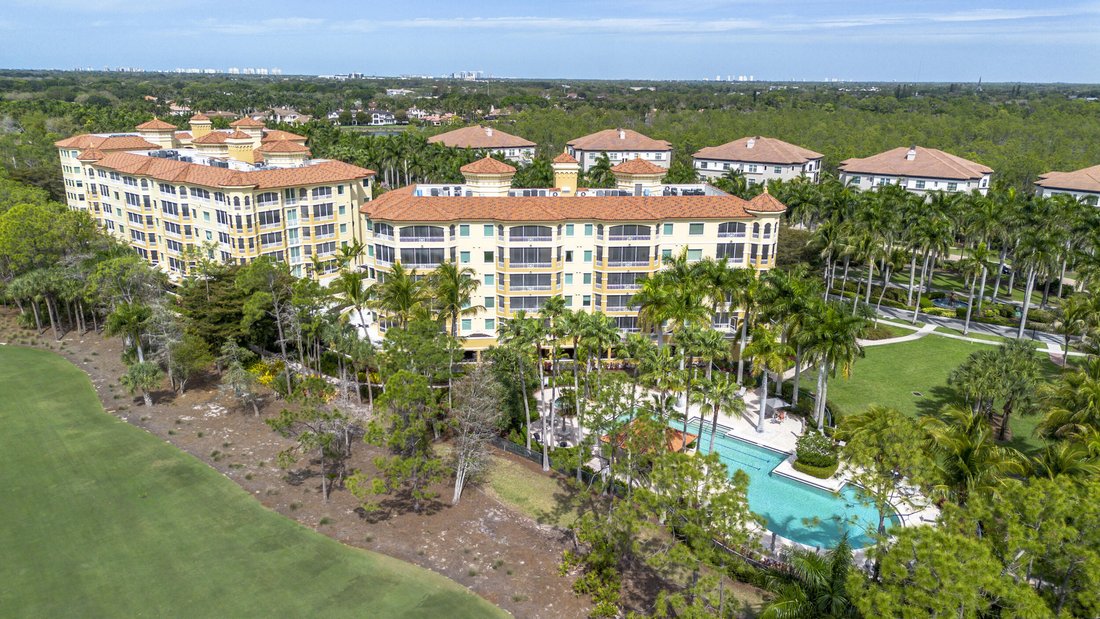 Condo in Naples, Florida, United States 2 - 18018728