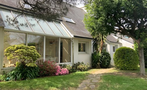 House in Quatre Chemins-Quelisoy, Larmor-Plage, France 1