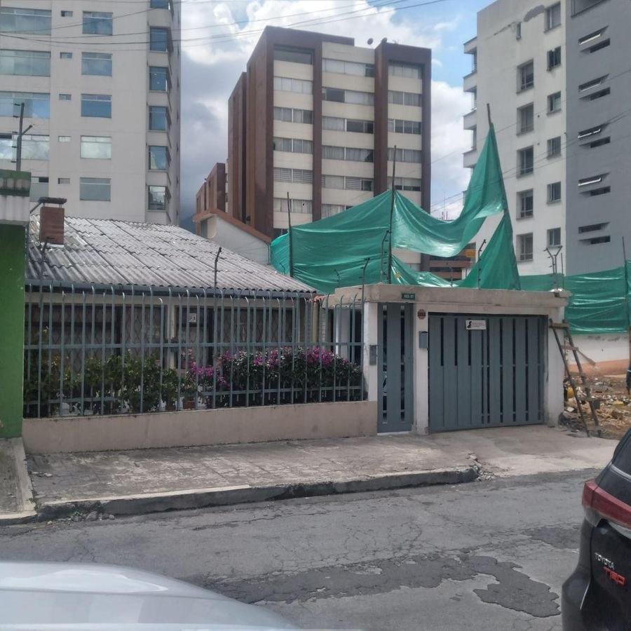 Land in Quito, Ecuador 4 - 18016777