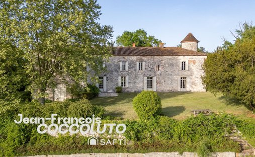 House in Penne-d'Agenais, Nouvelle-Aquitaine, France 1