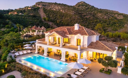 Villa in Benahavis, Andalusia, Spain 1